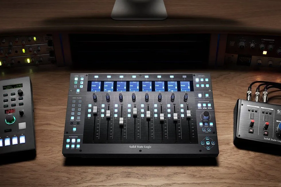 SSL UF8 control surface